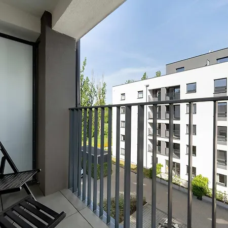 Stylish With Balcony Near Market By Renters 브로츠와프